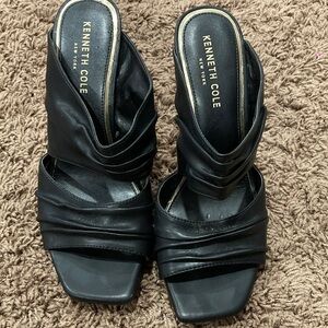 Kenneth Cole Black Leather Mules